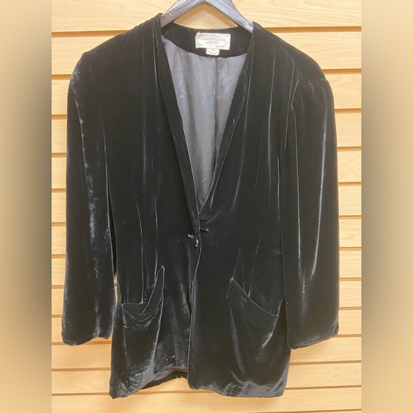 CHRISTIAN DIOR WOMEN RICH VELOUR LOOKING BLAZER SIZE 10 - Picture 1 of 5